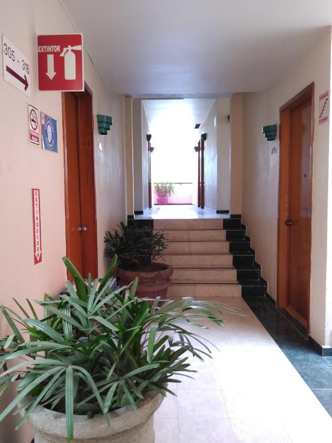 Hotel Tamazunchale Exterior photo